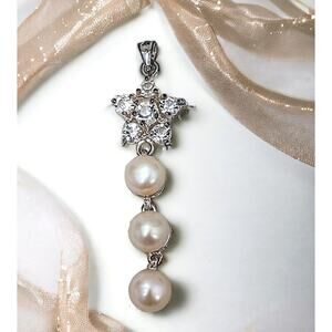 Crystals & Genuine Pearls STAR Pendant Silver Faux Diamonds Elegant Avante Garde